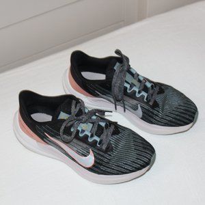 Nike womens Air Winflo 9 Running